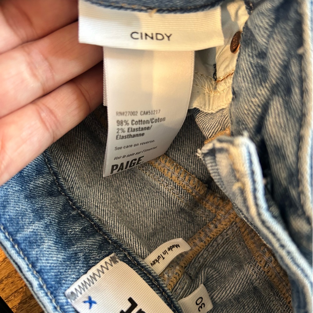 PAIGE distressed denim Cindy Jeans - Picture 9 of 10